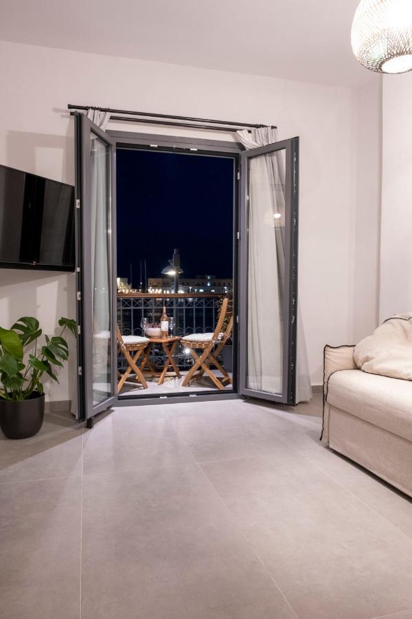 Venus Luxury Apartment Ermoupoli Exterior foto