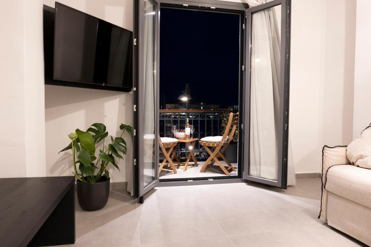 Venus Luxury Apartment Ermoupoli Exterior foto