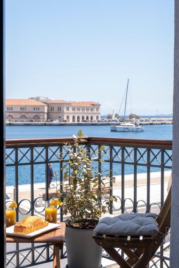 Venus Luxury Apartment Ermoupoli Exterior foto